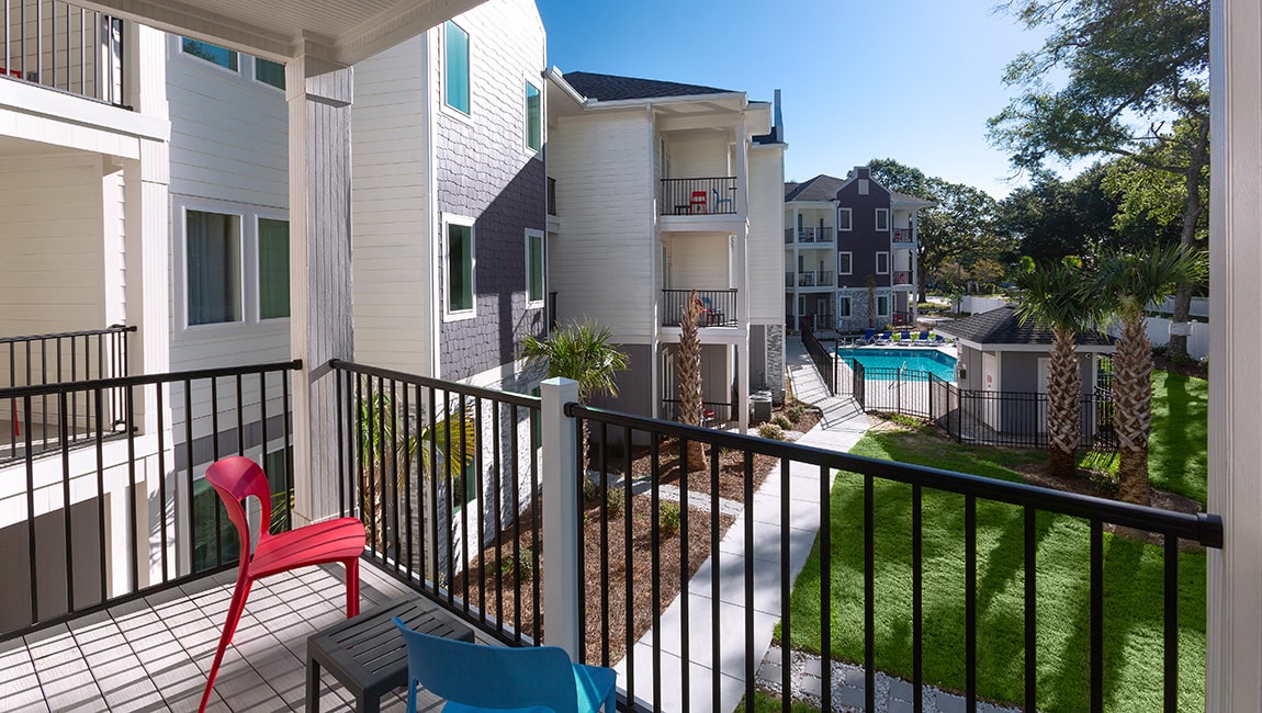 Ocean Escape North | 4 Bedroom Condo with Balcony (Sleeps 16)