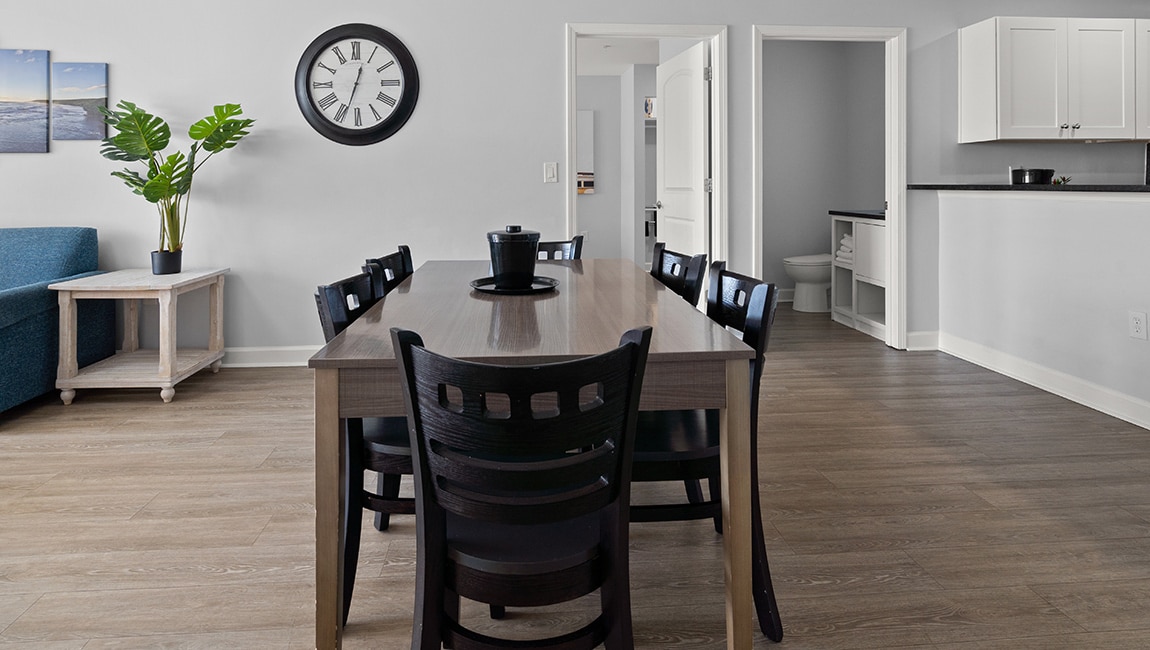 Ocean Escape | 3 Bedroom Condo (Sleeps 10)
