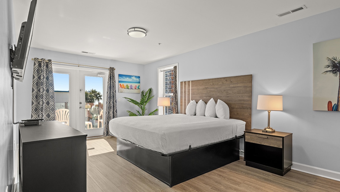 Ocean Escape | 3 Bedroom Condo (Sleeps 10)