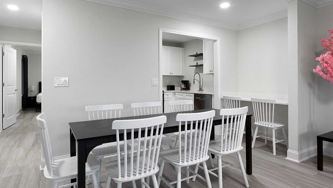 Ocean Escape Boardwalk | 3 Bedroom Ocean View Condo (Sleeps 10)
