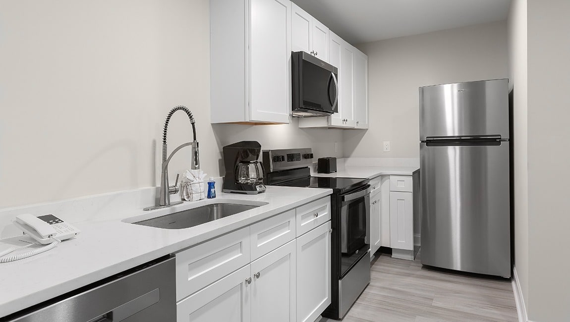 Ocean Escape Boardwalk | 2 Bedroom Boulevard View Condo (Sleeps 8)