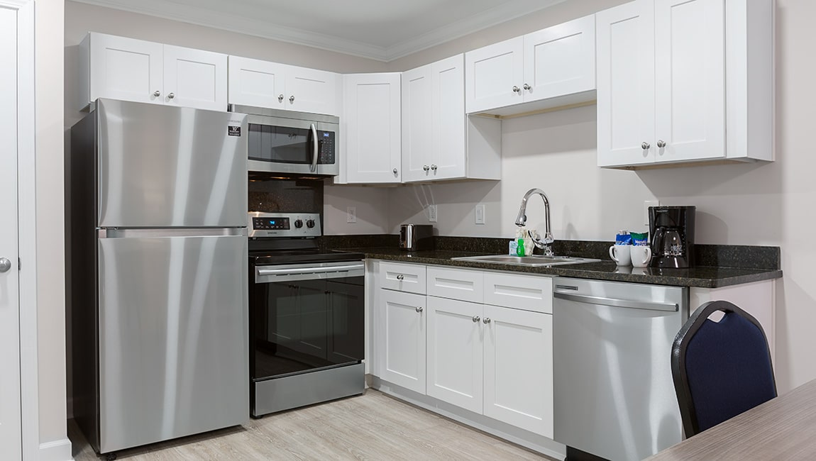 Ocean Escape | 2 Bedroom Condo – 2 Queens (Sleeps 8)