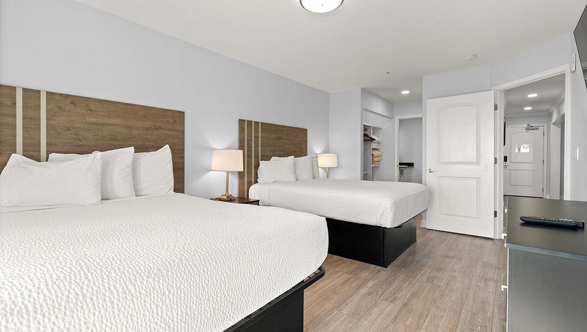Ocean Escape | Ocean View 2 Bedroom – 2 Queens (Sleeps 8)