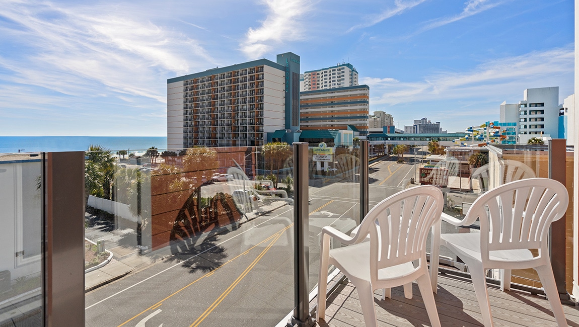 Ocean Escape | 3 Bedroom Ocean View Condo (Sleeps 10)