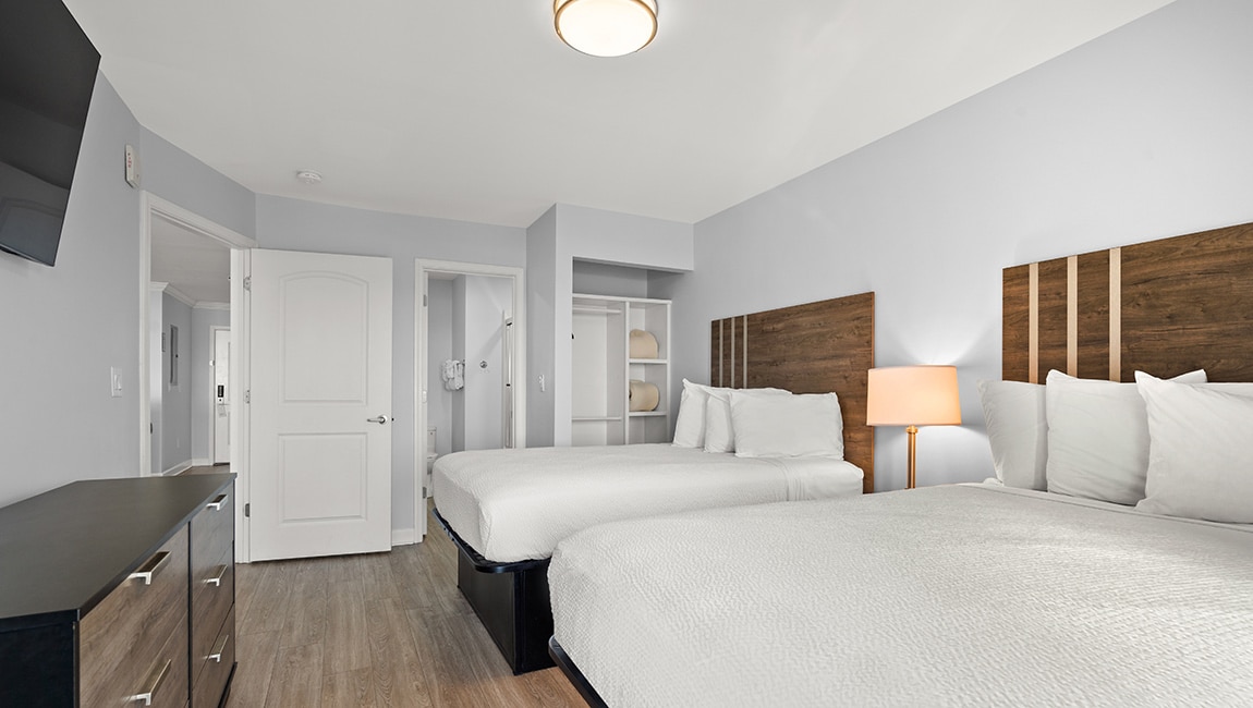 Ocean Escape | 3 Bedroom Ocean View Condo (Sleeps 10)
