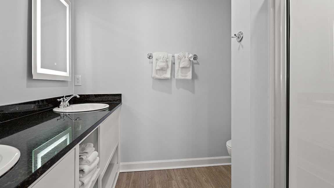 Ocean Escape | Ocean View 2 Bedroom Condo – King (Sleeps 6)